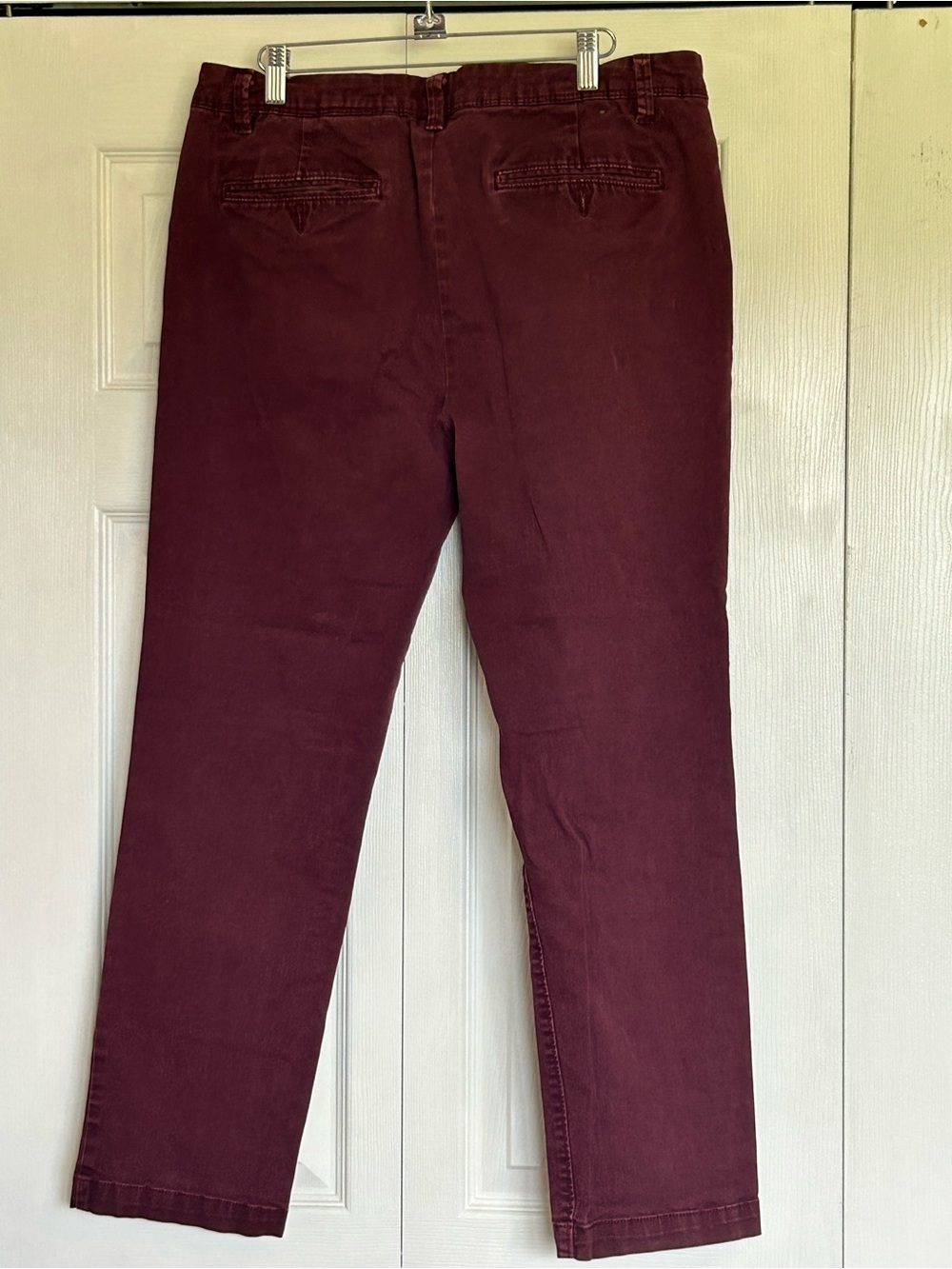 Aeropostale Men's Burgundy Chinos